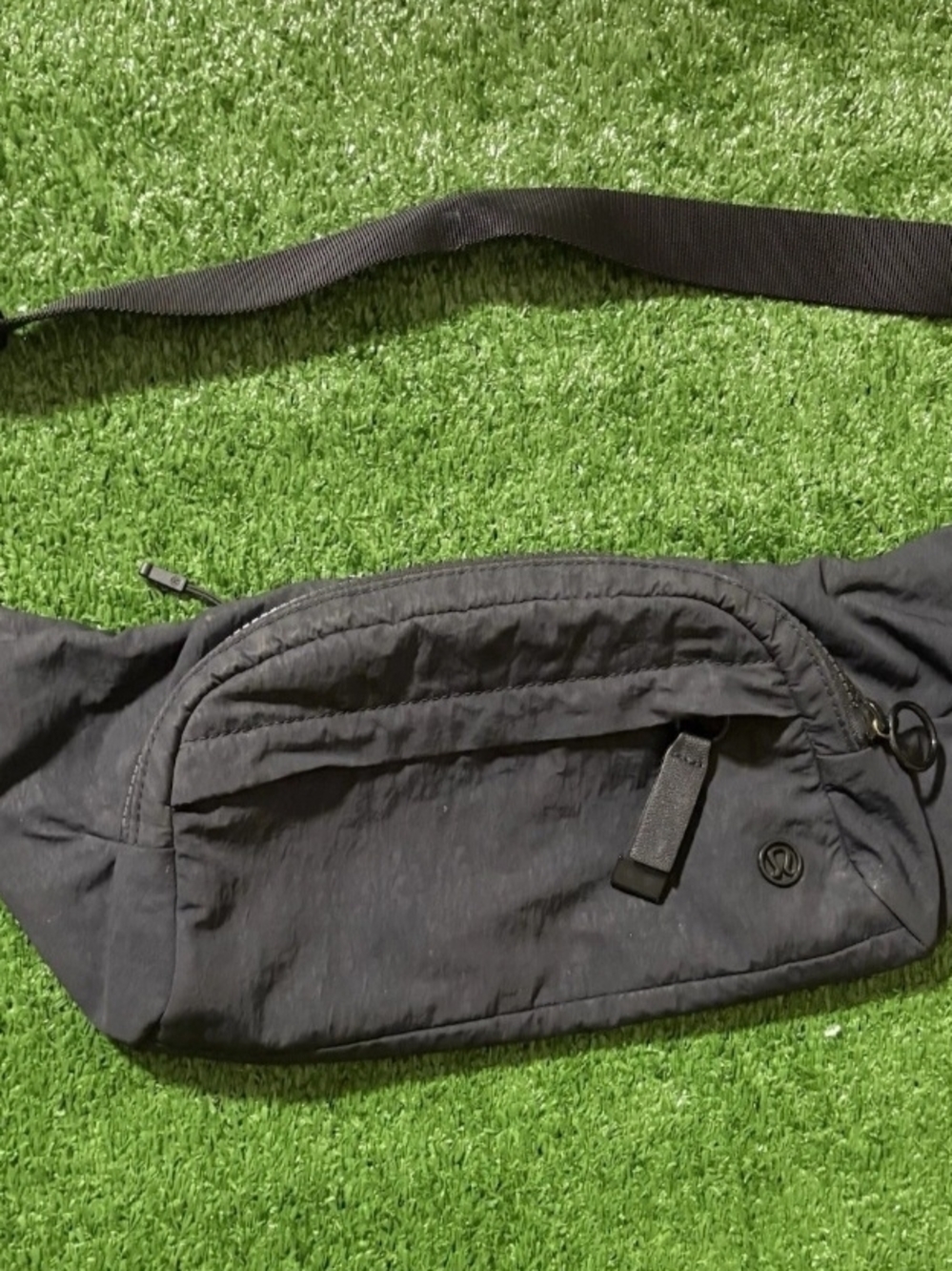 Lululemon On The Beat Belt Bag Black Shoulder Cross Body Waist Nylon Adjustable